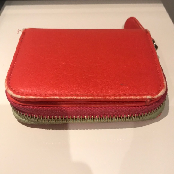Pink Wallet - Picture 2 of 5